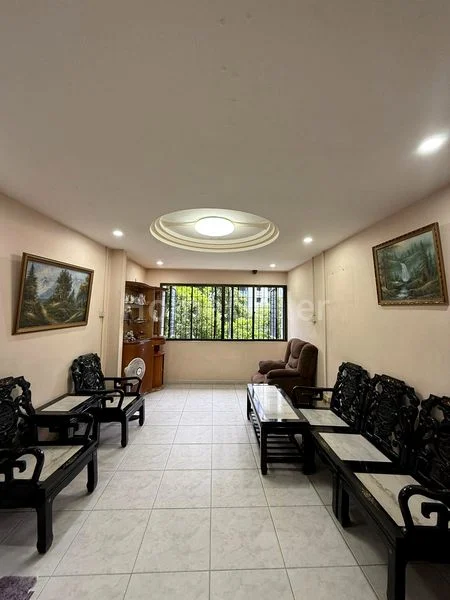 Maisonette HDB for Sale in 103 Rivervale Walk - Image 2