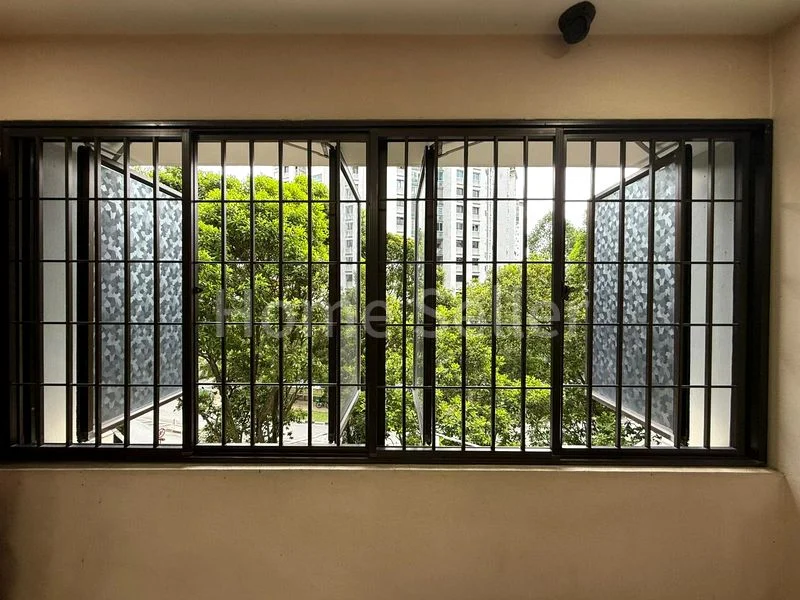 Maisonette HDB for Sale in 103 Rivervale Walk - Image 3