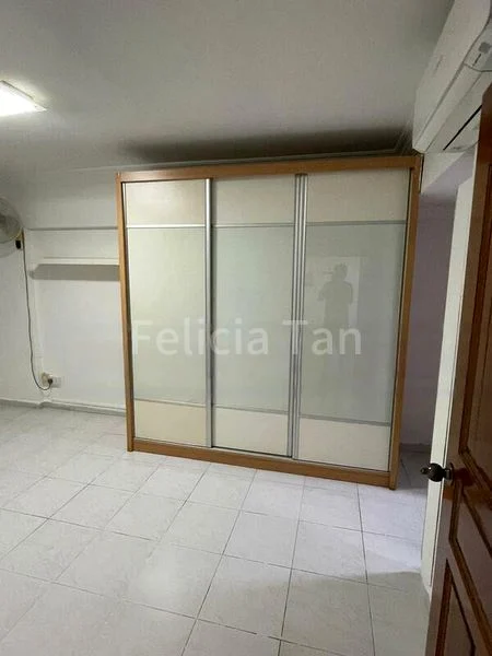 4 Room (4A) HDB for Rent in  517 Woodlands Drive 14 - Image 2