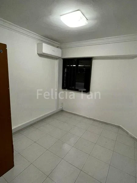 4 Room (4A) HDB for Rent in  517 Woodlands Drive 14 - Image 3