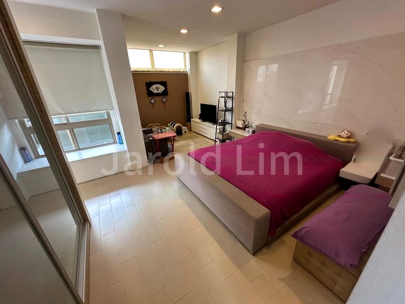 5 Bed Terraced House (Landed) for Sale in  Serangoon Garden Estate - Image 16