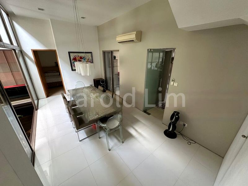5 Bed Terraced House (Landed) for Sale in  Serangoon Garden Estate - Image 2