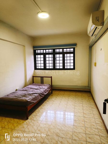 4 Room (4A) HDB for Sale in  402 Jurong West Street 42 - Image 10