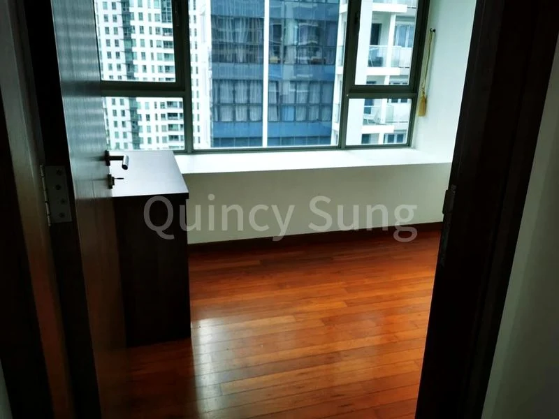 2 Bed Condo for Rent in Suites @ Surrey - Image 16