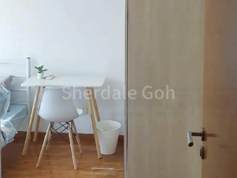 Common Room (Condo) for Rent in  Sunglade - Image 4