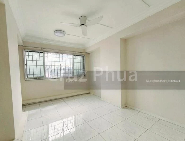 Executive HDB for Rent in 564 Hougang Street 51 - Image 3