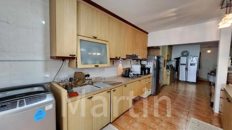 4 Bed Terraced House (Landed) for Rent in  Jalan Lana - Image 4