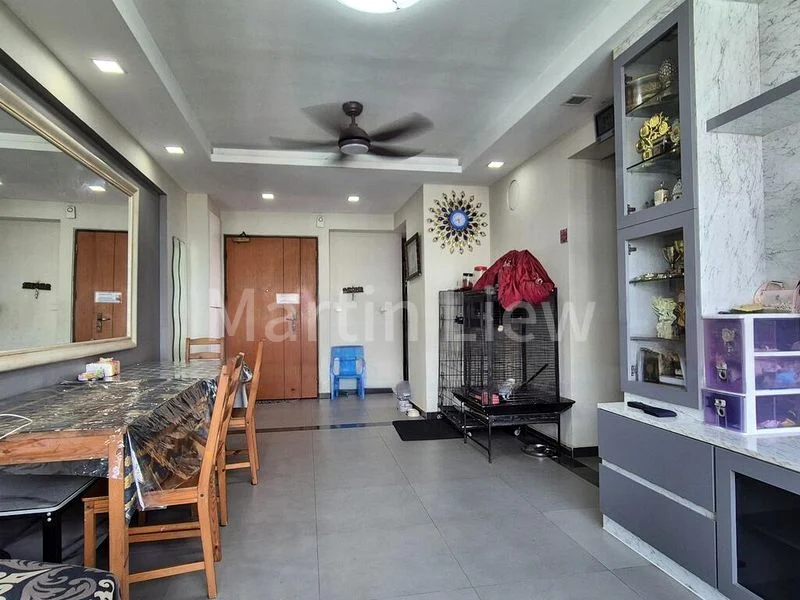 4 Room (4A) HDB for Sale in  592A Montreal Link - Image 3