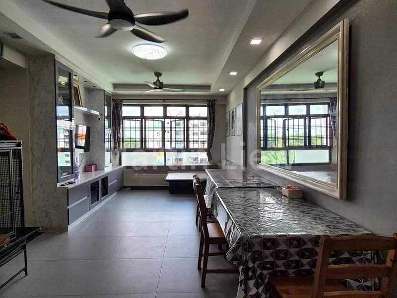 4 Room (4A) HDB for Sale in  592A Montreal Link - Image 1