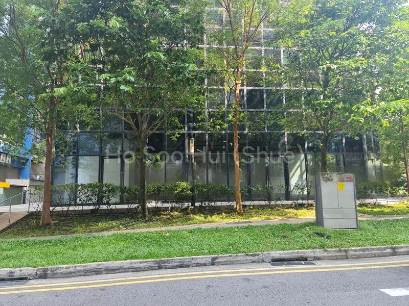 Light Industrial (B1) for Rent: Novelty BizCentre - Image 7