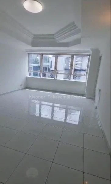 3 Bed Apartment (Condo) for Rent in  336 River Valley - Image 2