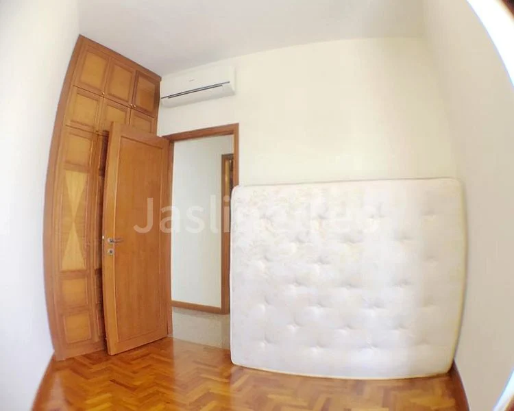 2 Bed Condo for Rent in  The Bayshore - Image 11