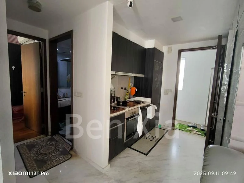 2 Bed Condo for Sale in  Spottiswoode 18 - Image 2