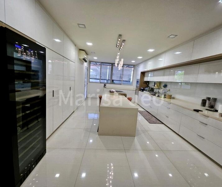 5 Bed Semi-Detached House (Landed) for Sale in  Upper Bukit Timah Road - Image 3