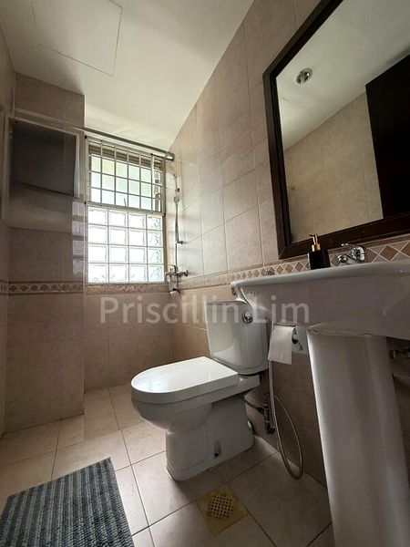 3 Bed Condo for Rent in  Maple Woods - Image 3