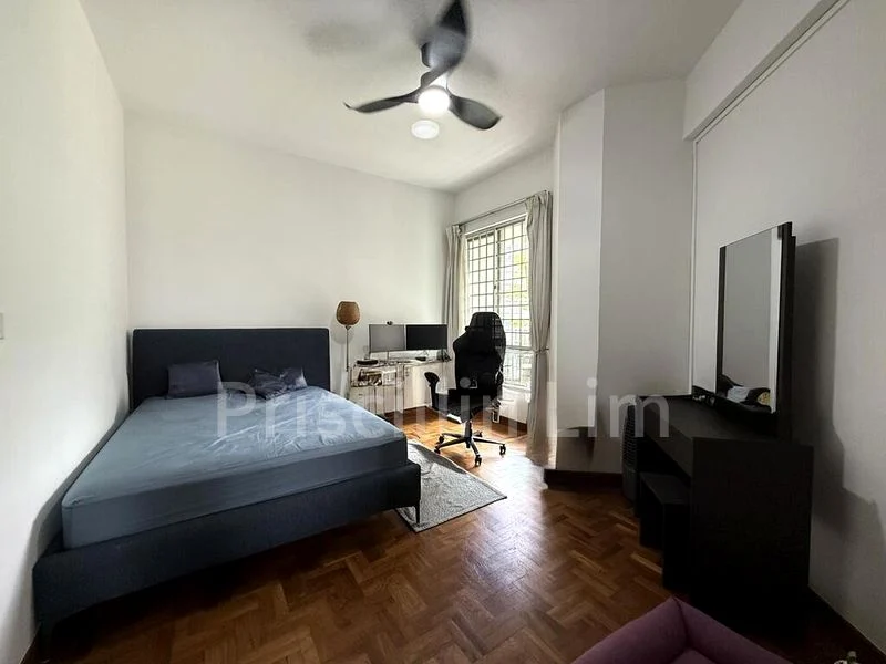 3 Bed Condo for Rent in  Maple Woods - Image 6