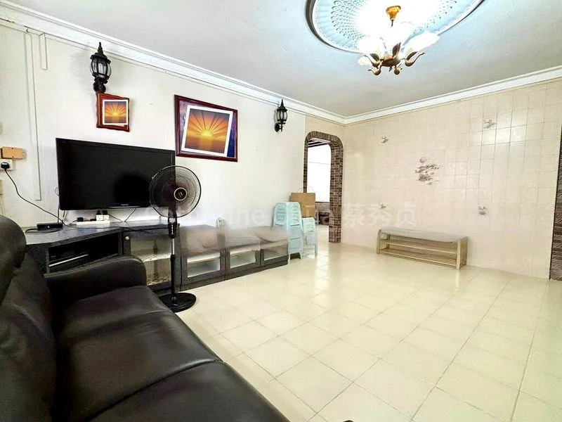 4 Room (4NG) HDB for Sale in  126 Serangoon North Avenue 1 - Image 3