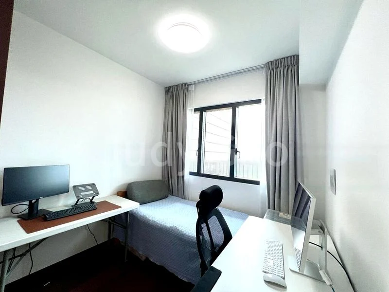 2 Bed Condo for Sale in Normanton Park - Image 4