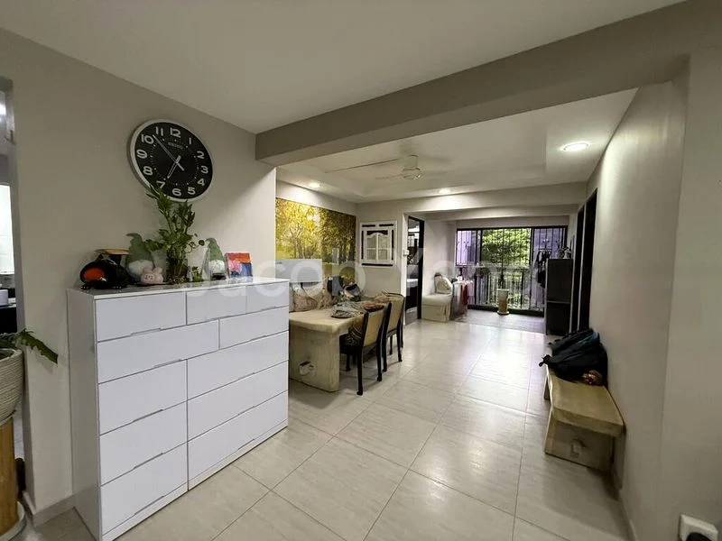 5 Room (5I) HDB for Sale in  523 Jurong West Street 52 - Image 3
