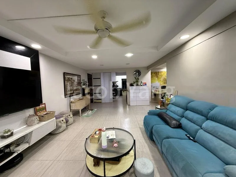 5 Room (5I) HDB for Sale in  523 Jurong West Street 52 - Image 1