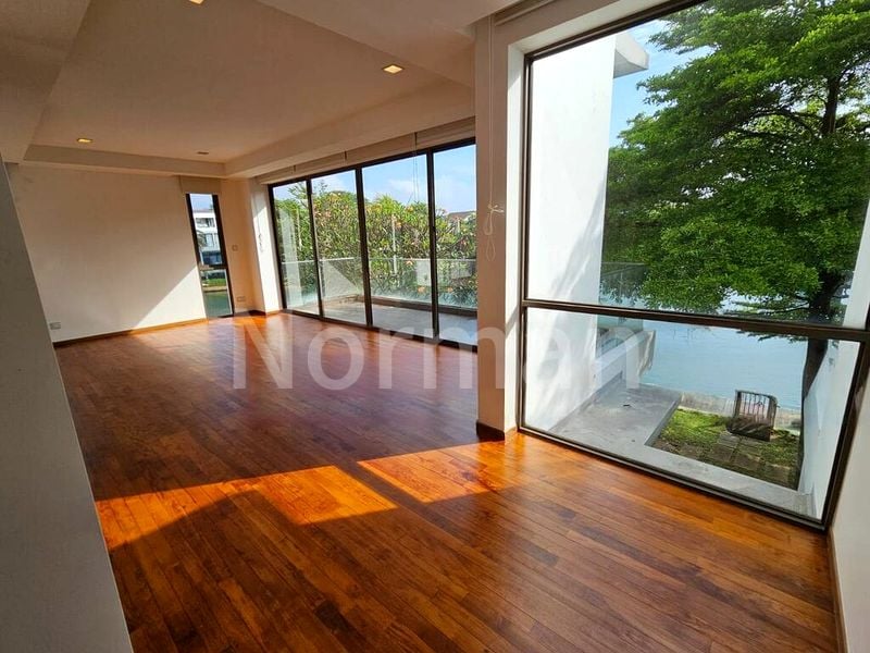 7 Bed Bungalow (Landed) for Rent around  Paradise Island - Image 6