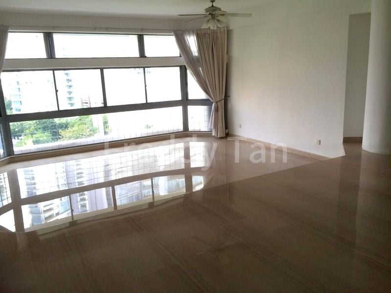 4 Bed Condo for Rent in  Rivershire - Image 1