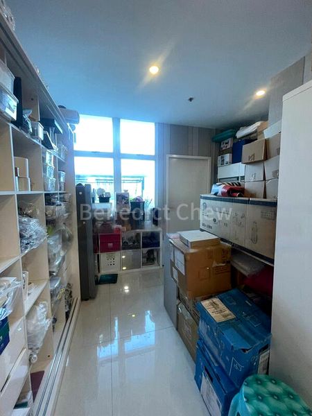 Light Industrial (B1) for Rent: Tradehub 21 - Image 6