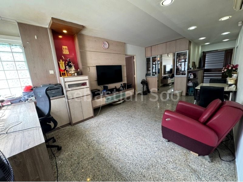 4 Room (4A) HDB for Sale in  686D Choa Chu Kang Crescent - Image 1