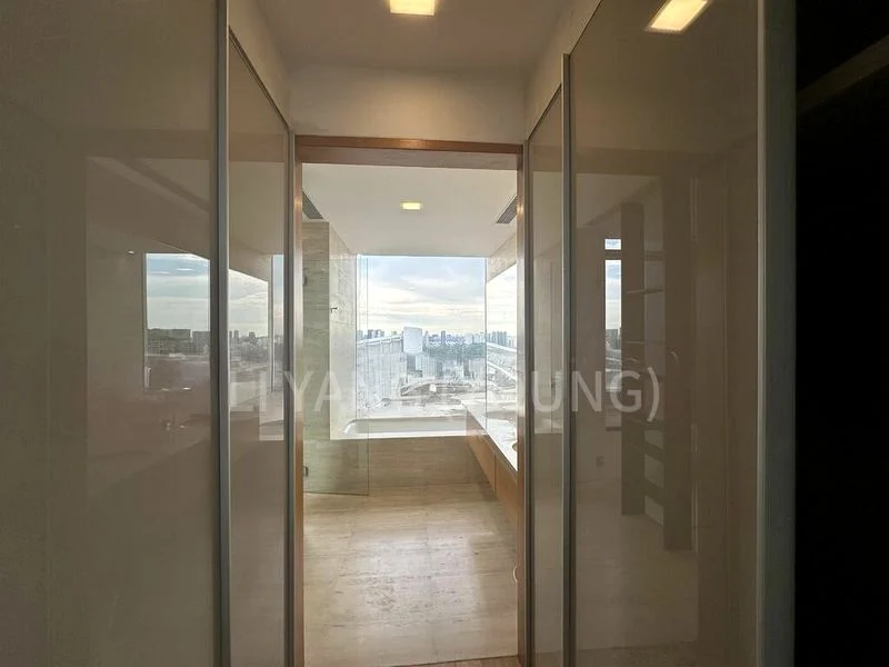 4 Bed Condo for Rent in  Ardmore II - Image 11