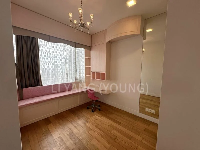 4 Bed Condo for Rent in  Ardmore II - Image 10