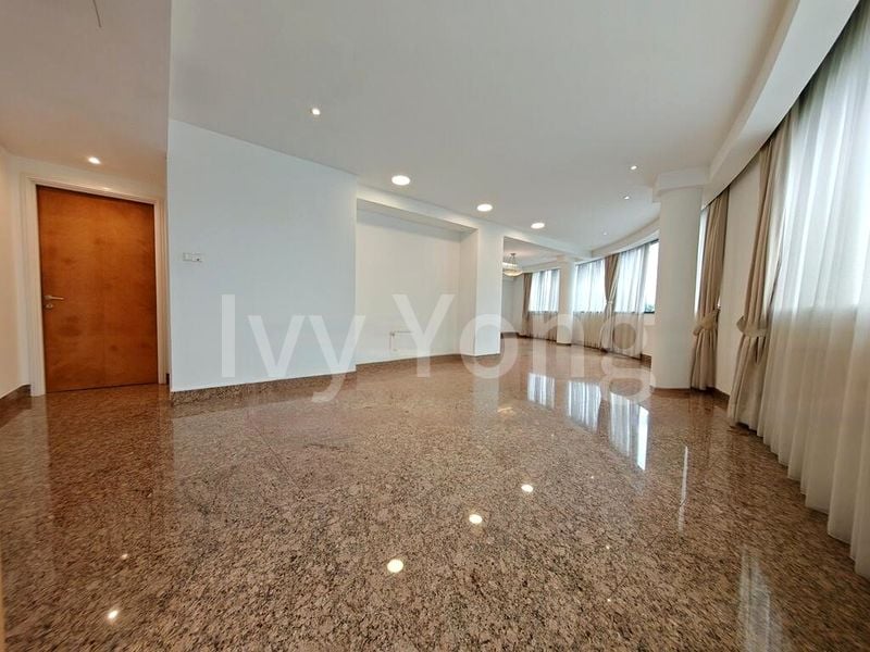 4 Bed Condo for Rent in  Grange 70 - Image 20