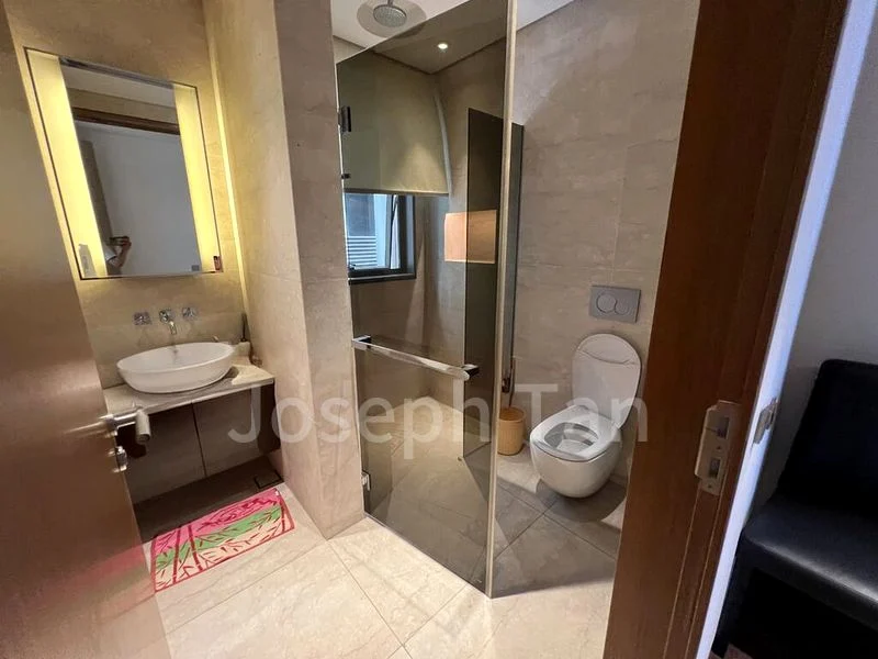 3 Bed Condo for Rent in  3 Orchard By-The-Park - Image 4