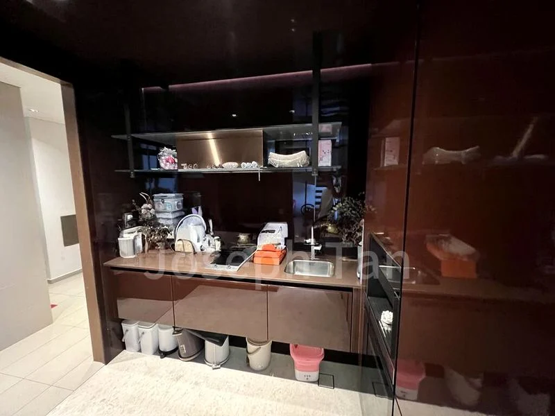 3 Bed Condo for Rent in  3 Orchard By-The-Park - Image 7