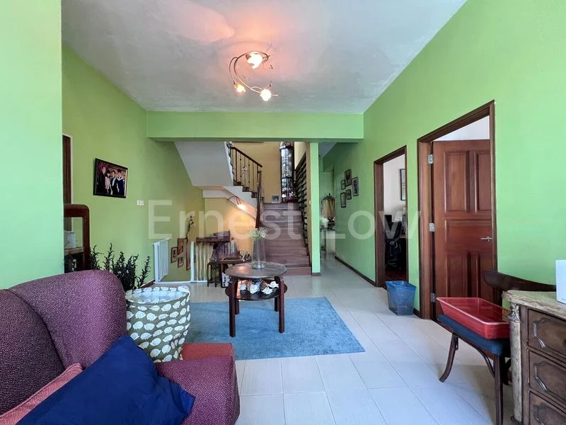 7 Bed Semi-Detached House (Landed) for Sale in Golden Palms - Image 8