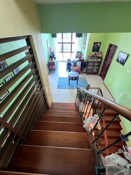 7 Bed Semi-Detached House (Landed) for Sale in Golden Palms - Image 13