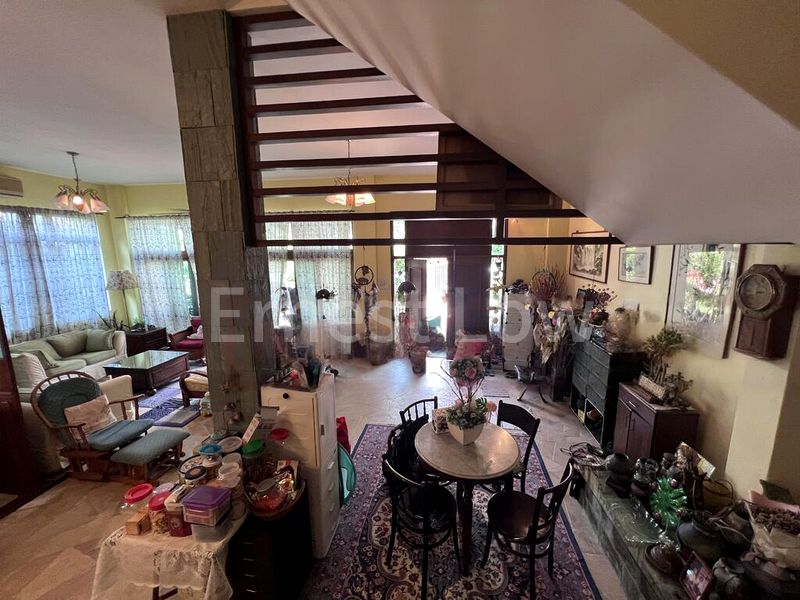 7 Bed Semi-Detached House (Landed) for Sale in Golden Palms - Image 11