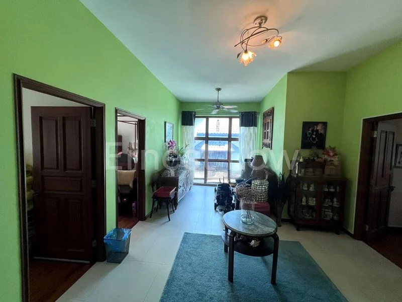 7 Bed Semi-Detached House (Landed) for Sale in Golden Palms - Image 10