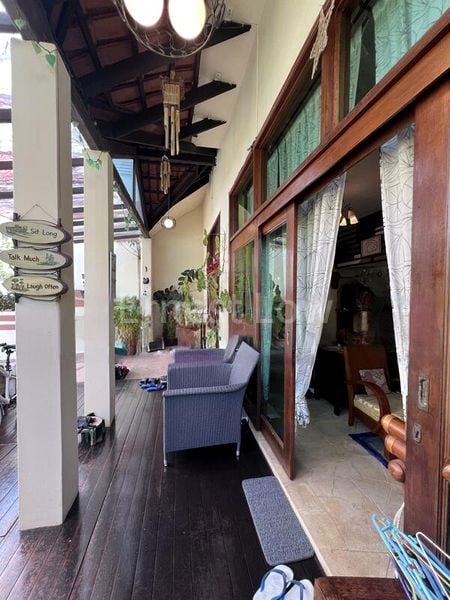 7 Bed Semi-Detached House (Landed) for Sale in Golden Palms - Image 2