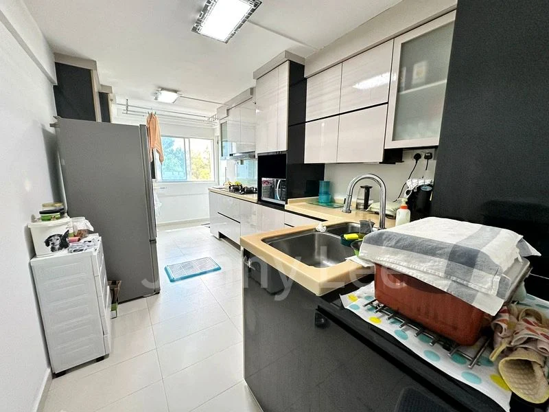 4 Room (4A) HDB for Rent in  137 Yishun Ring Road - Image 12