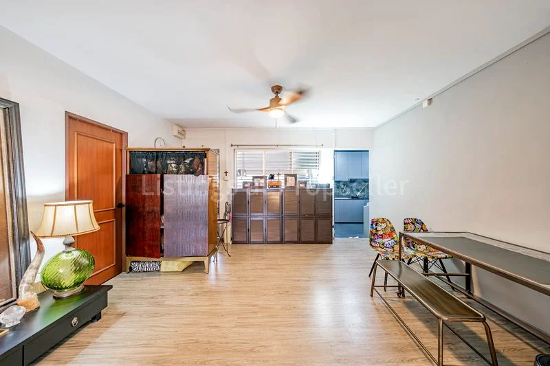 3 Room (3STD) HDB for Sale in 637 Veerasamy Road - Image 3