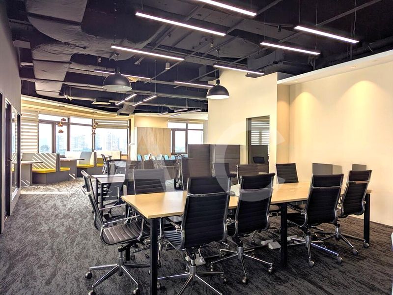 Office for Rent: SLF Building - Image 7