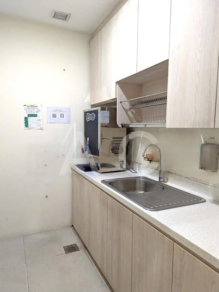 Office for Rent: SLF Building - Image 1