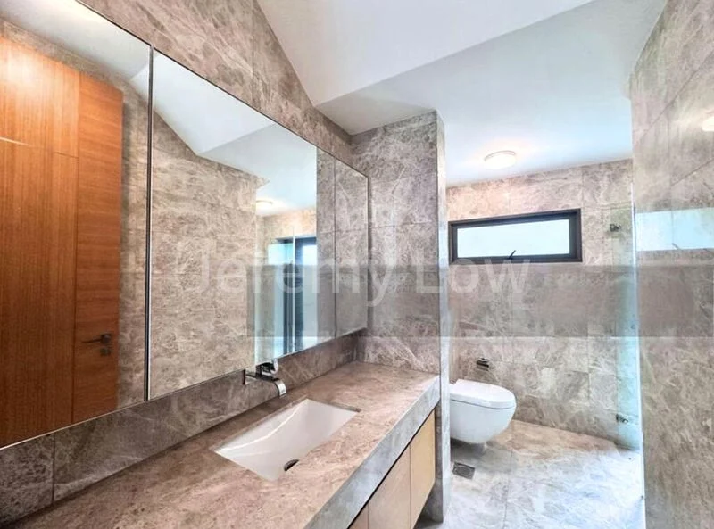 7 Bed Bungalow (Landed) for Sale in  Coral Island - Image 8