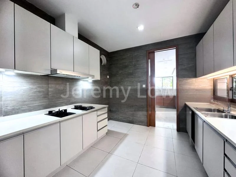 7 Bed Bungalow (Landed) for Sale in  Coral Island - Image 17