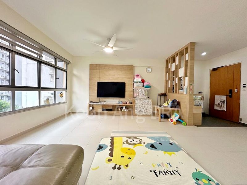 5 Room (5I) HDB for Sale in  443C Bukit Batok West Avenue 8 - Image 15
