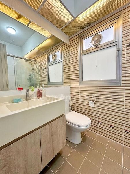 5 Room (5I) HDB for Sale in  443C Bukit Batok West Avenue 8 - Image 8