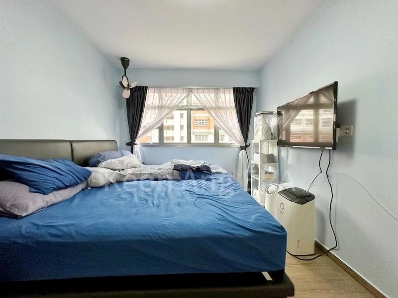 5 Room (5I) HDB for Sale in  443C Bukit Batok West Avenue 8 - Image 6