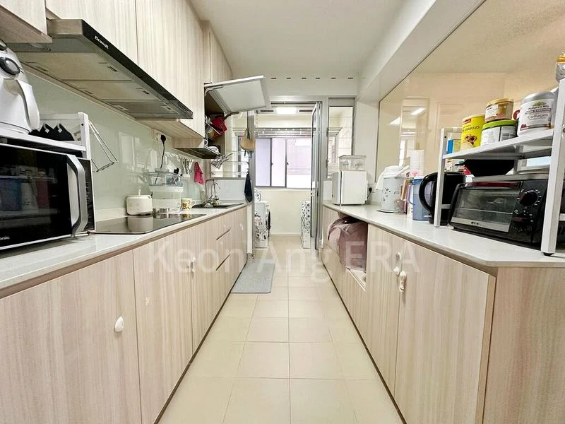 5 Room (5I) HDB for Sale in  443C Bukit Batok West Avenue 8 - Image 1