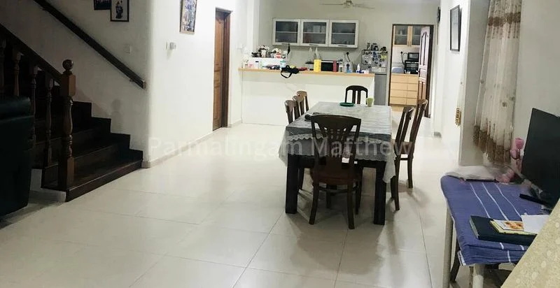 5 Bed Corner Terrace (Landed) for Sale in  Hoover Park - Image 2