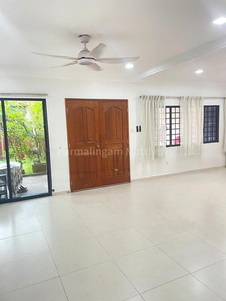 5 Bed Corner Terrace (Landed) for Sale in  Hoover Park - Image 12